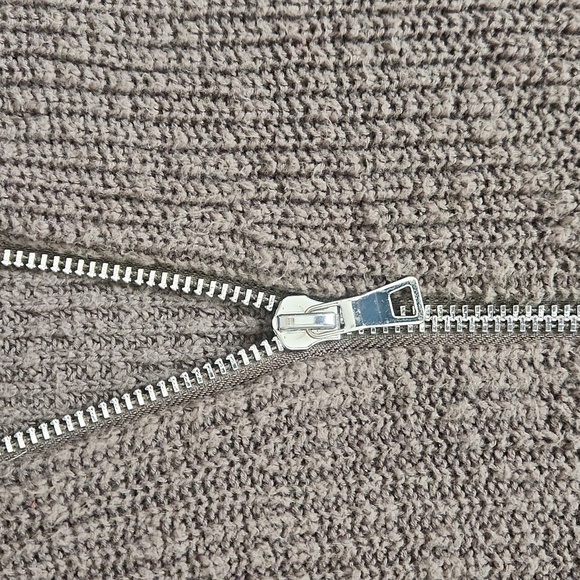 Dark Green 3/4 Zipper Front Chunky Knit Sweater - Picture 2 of 4